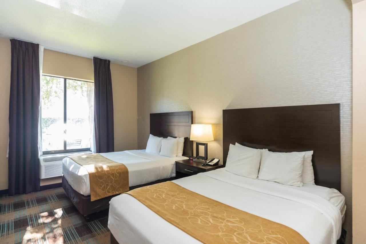 Comfort Suites Houston West At Clay Road Exteriör bild