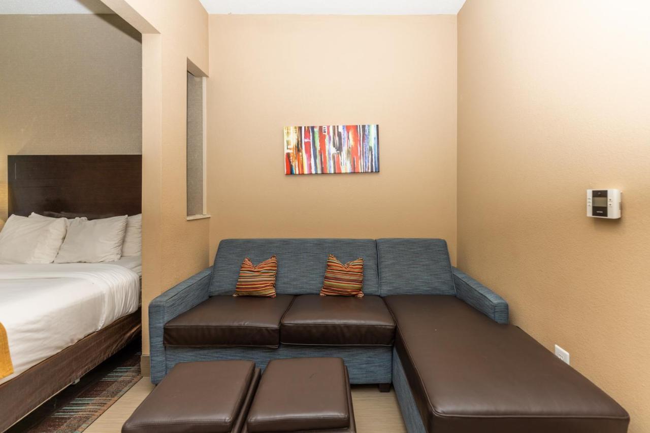 Comfort Suites Houston West At Clay Road Exteriör bild