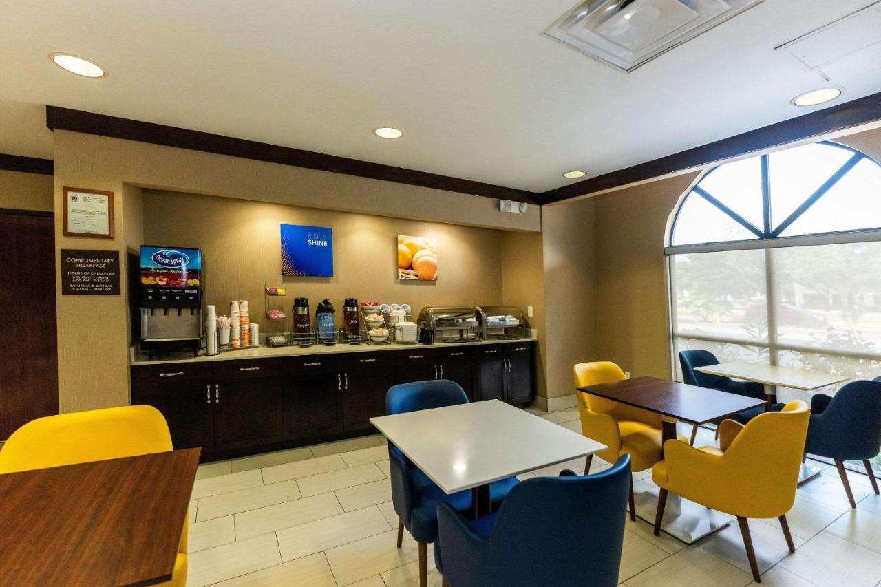 Comfort Suites Houston West At Clay Road Exteriör bild