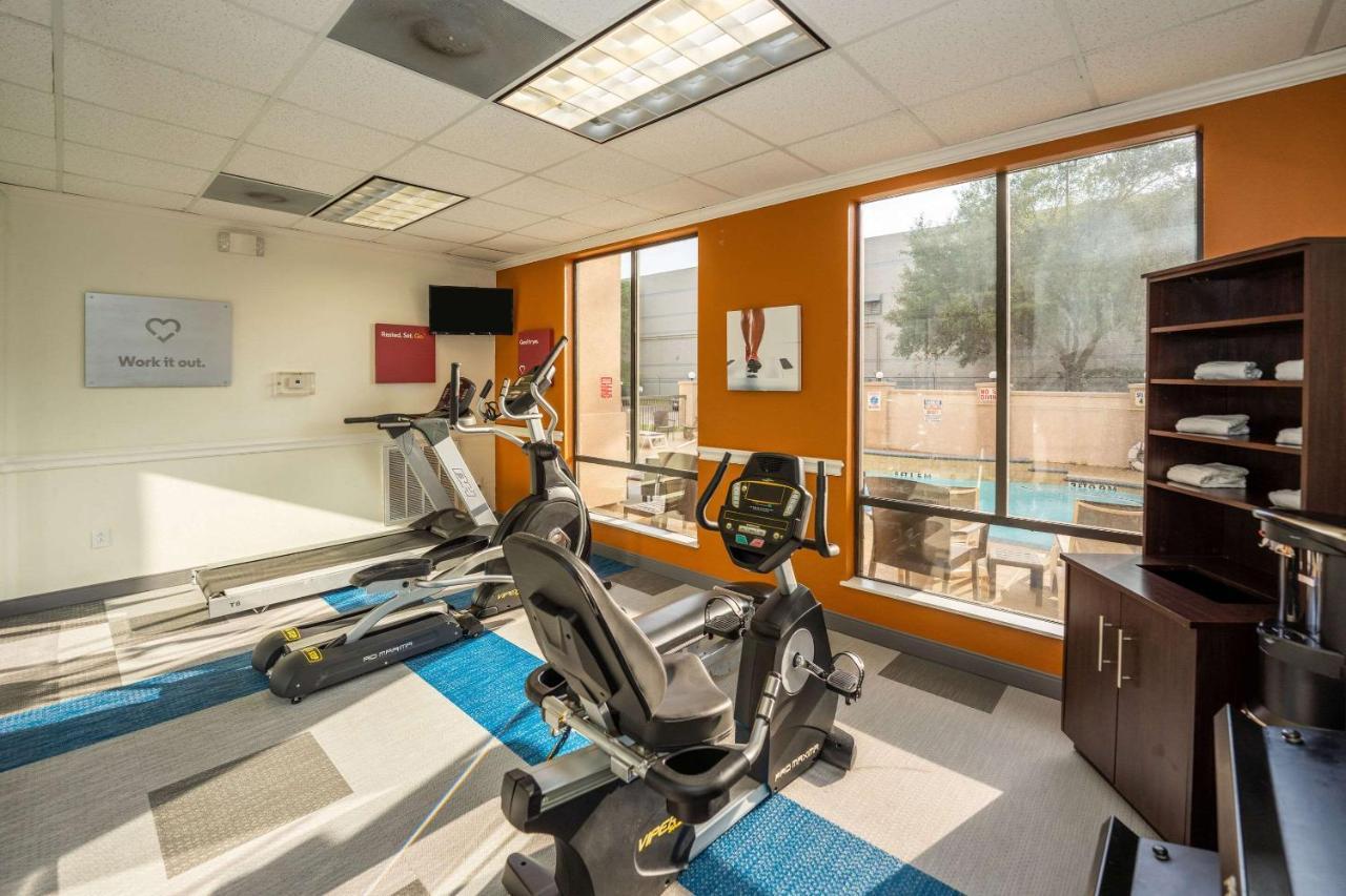 Comfort Suites Houston West At Clay Road Exteriör bild