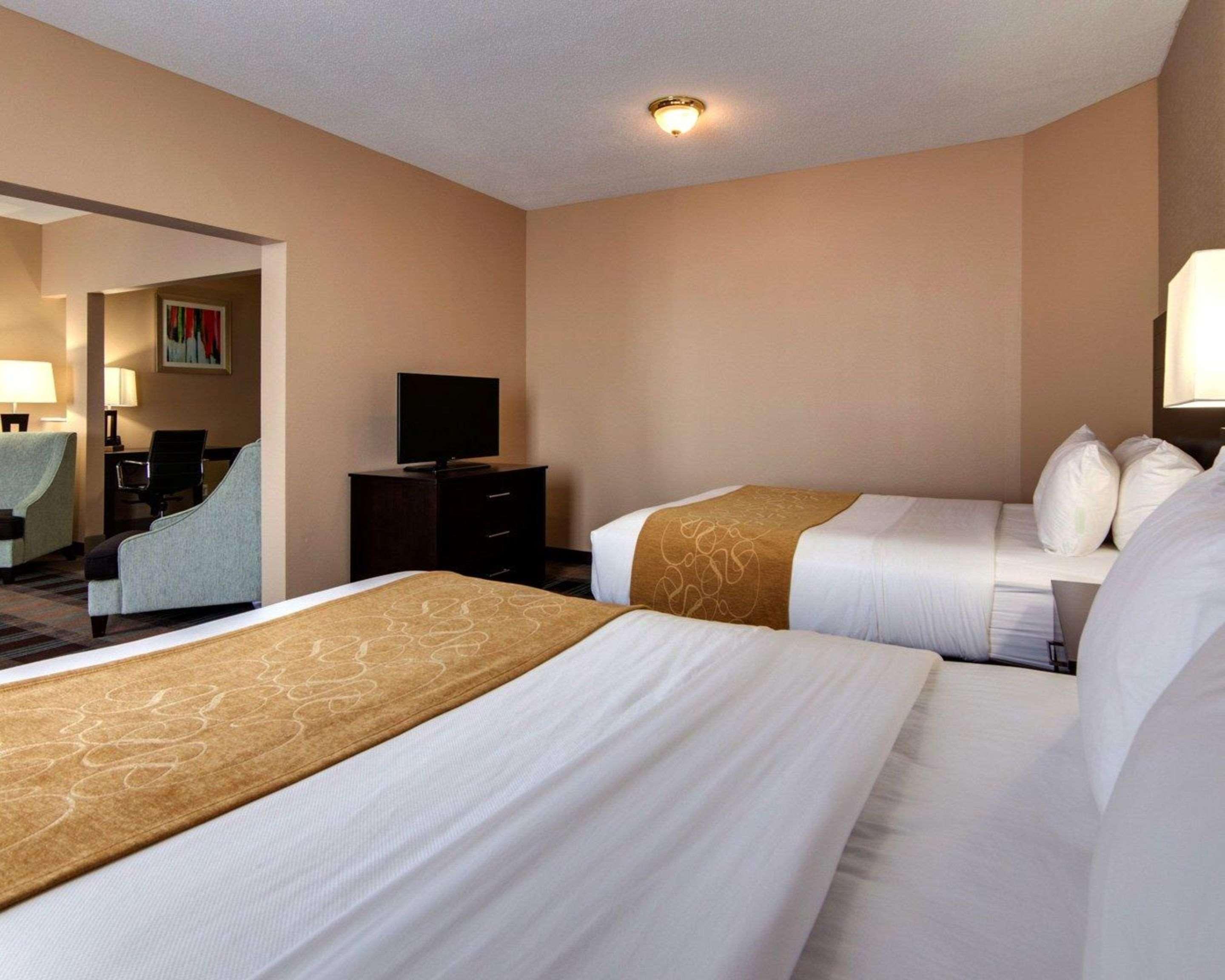 Comfort Suites Houston West At Clay Road Exteriör bild