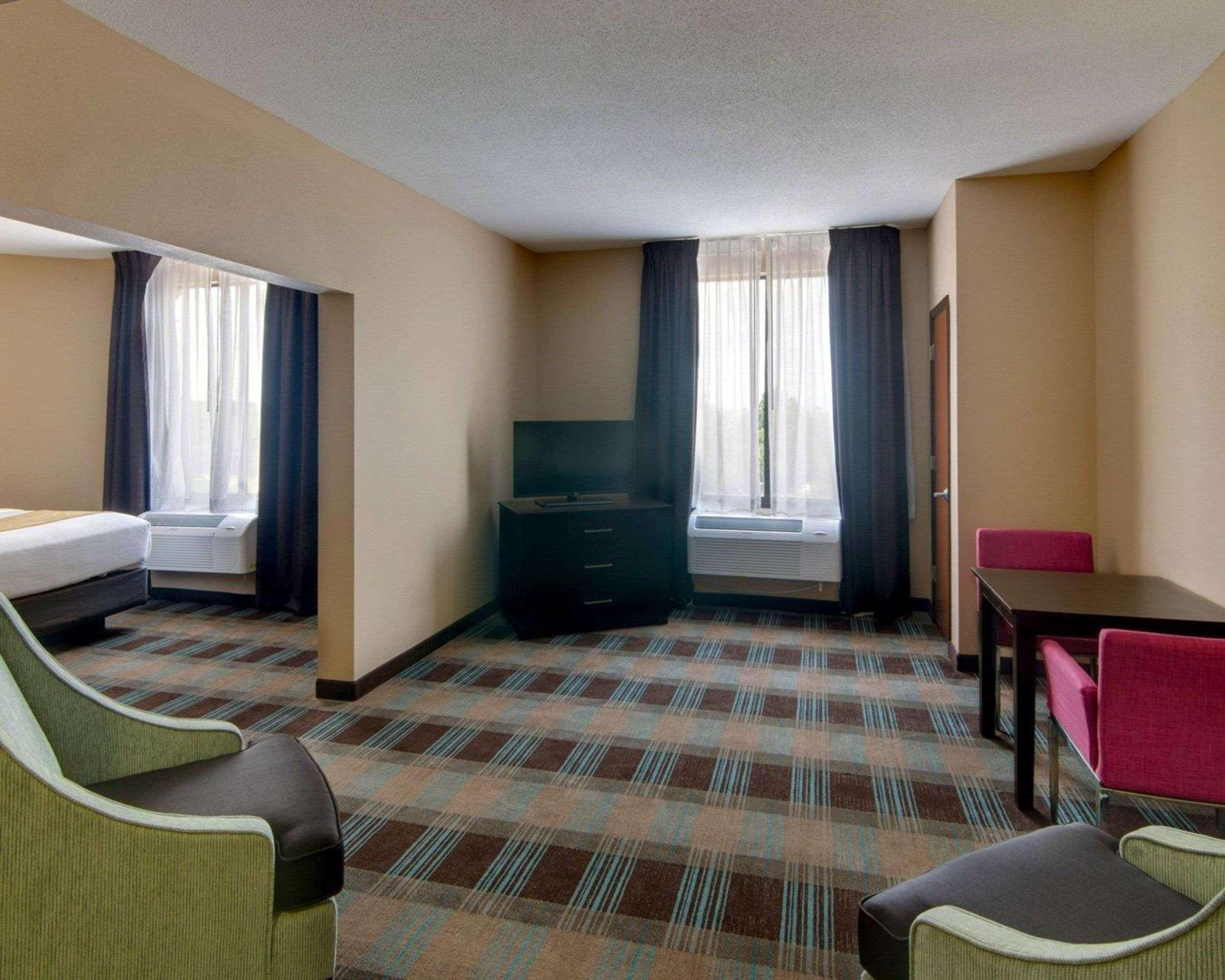 Comfort Suites Houston West At Clay Road Exteriör bild