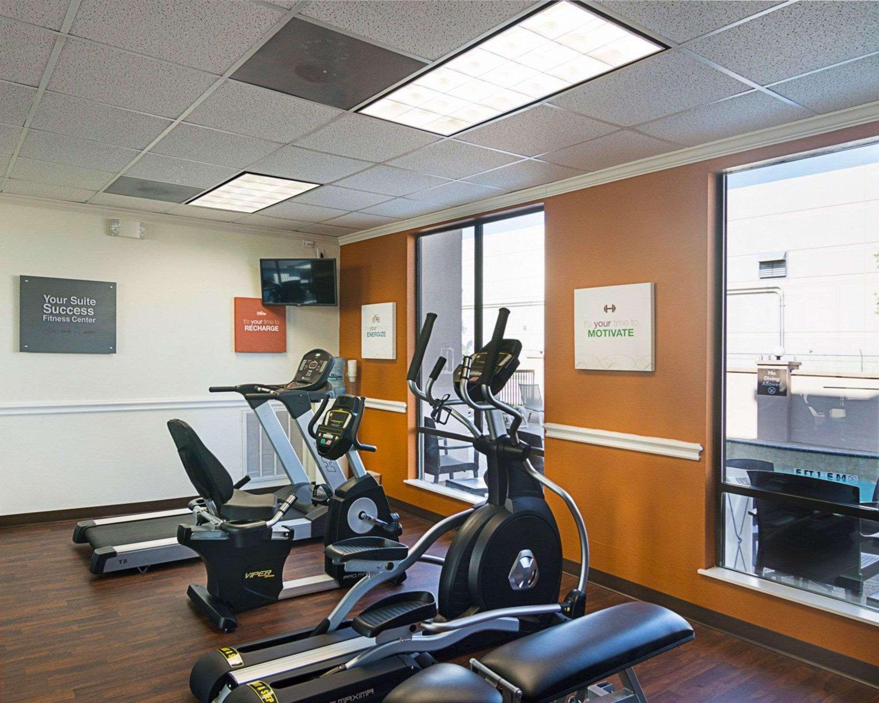 Comfort Suites Houston West At Clay Road Exteriör bild