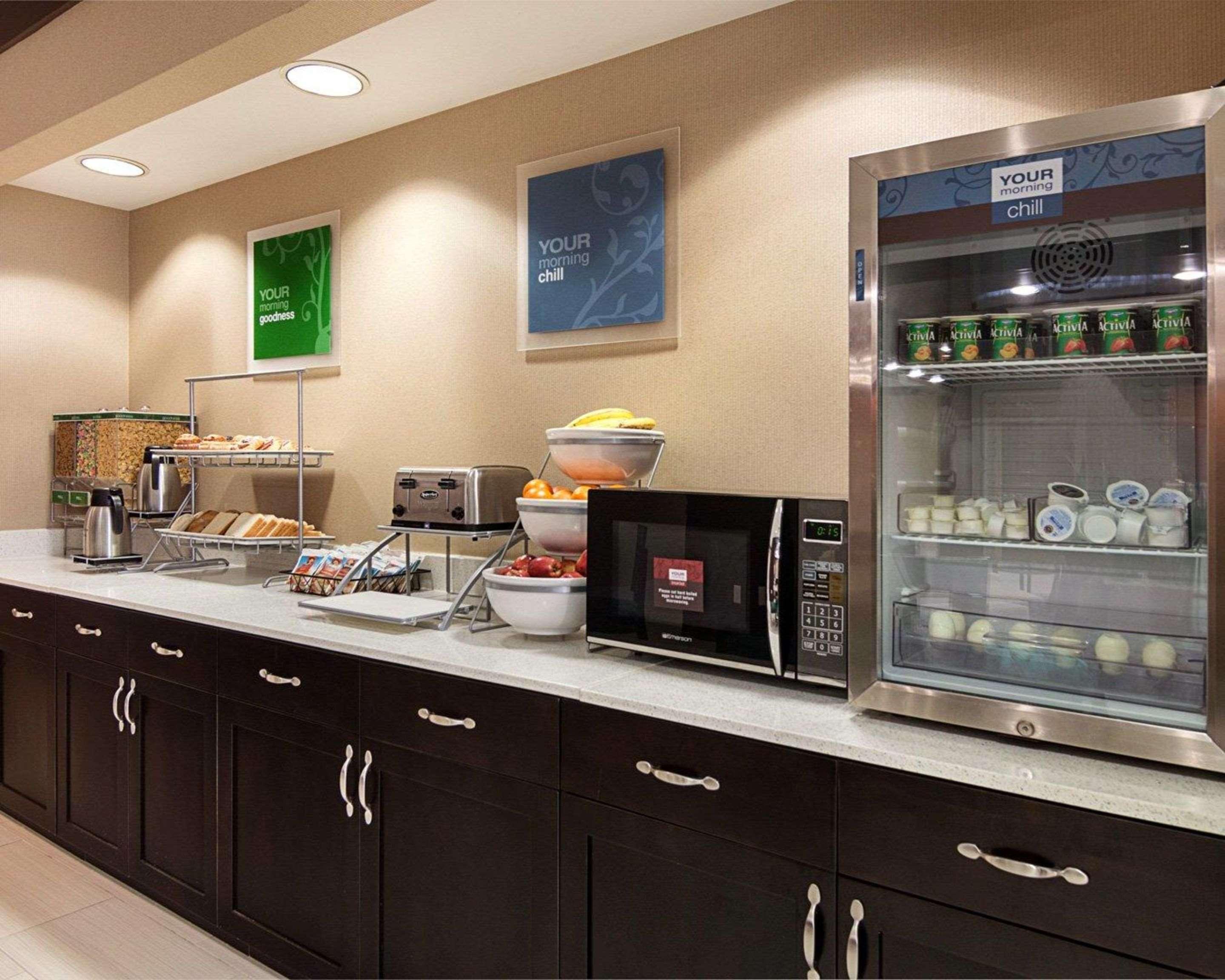 Comfort Suites Houston West At Clay Road Exteriör bild